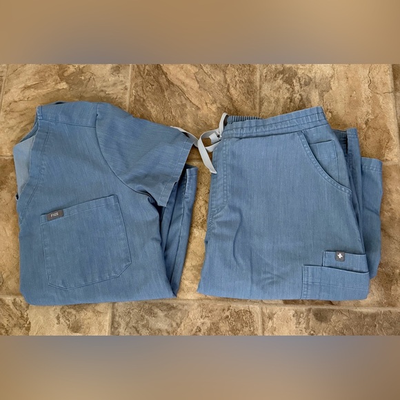Figs Heather Indigo Scrub Set - Picture 1 of 5